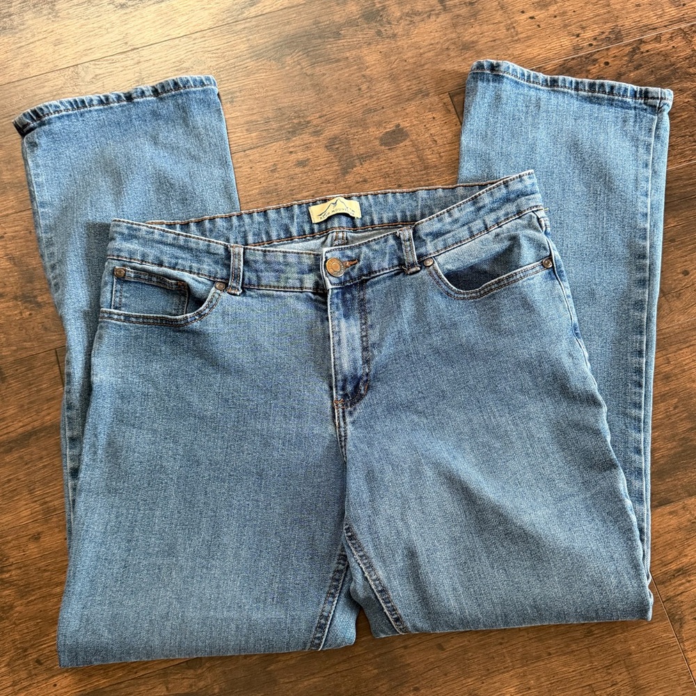 Blue Mountain Classic Fit Jeans – Women’s Size 12